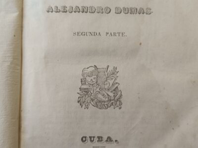 4 tomos de Alejandro Dumas.