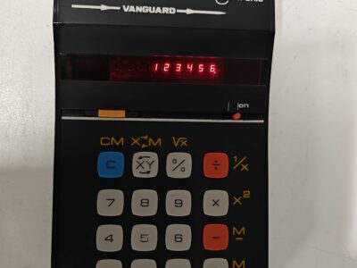 Calculadora Antigua Vanguard X-821