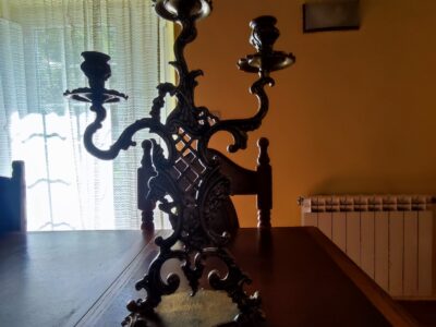 Candelabros de bronce