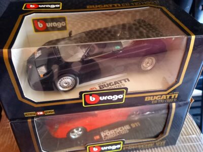 Bugatti EB 110 y Porsche 911 Bburago 1/18