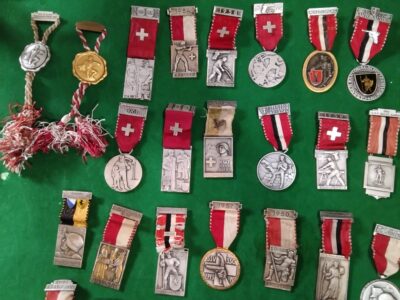 Medallas e insignias militares suizas