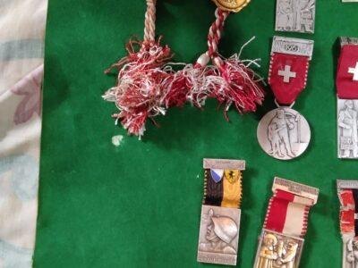 Medallas e insignias militares suizas